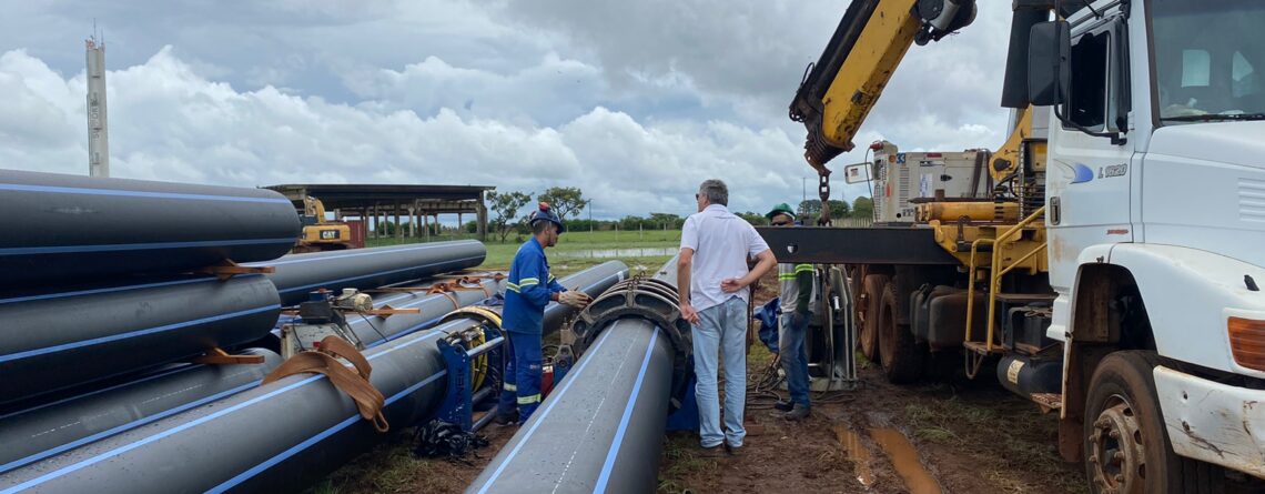 Equipe Complastec em obra de Adutora para o DMAE, em Uberlândia